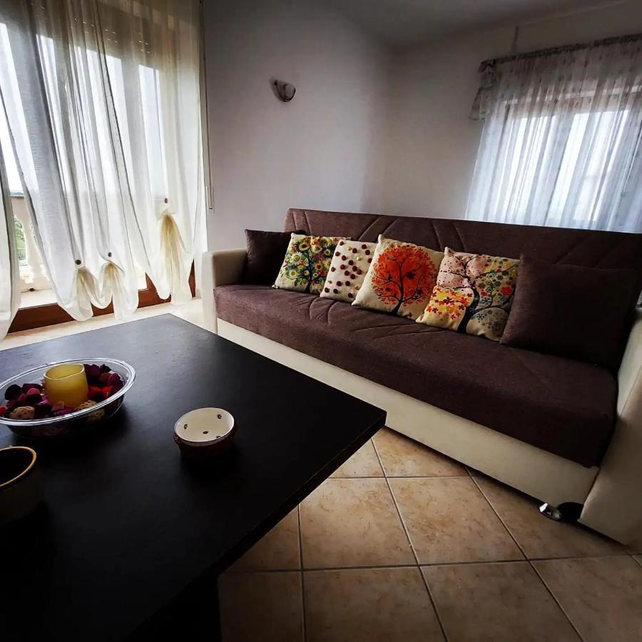 Roxy Bellavista Apartman Cogna Kültér fotó